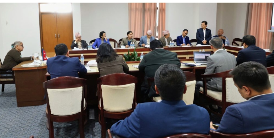 नेपाल वायु सेवा निगममा पहुँचका आधारमा भर्ती गरिएका करार कर्मचारीलाई हटाउन प्रधानमन्त्रीको&hellip;