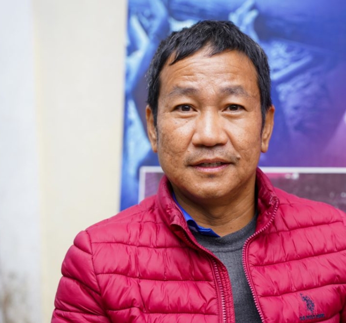 ओलि र लेखक को पक्राउ पछि हर्क साम्पाङले दिए प्रतिक्रिया