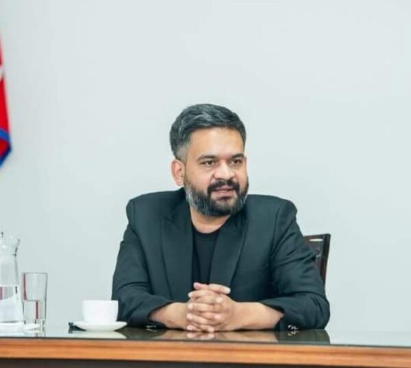 सरकारले विश्वविद्यालयका सबै पदाधिकारी हटाउन सक्ने