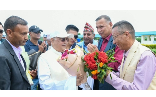 फागुन २१ को निर्वाचनपछि ओली पहिलो पटक गृहजिल्ला झापा पुगे