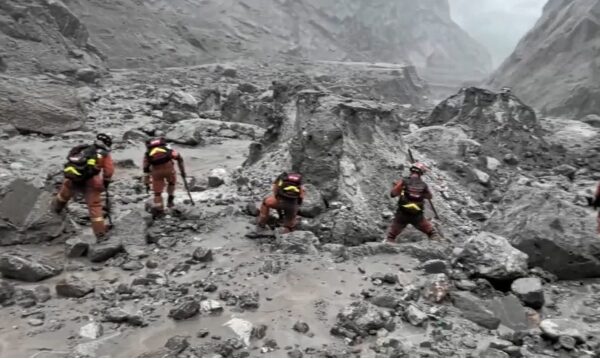 बाढीमा परी केरुङ नाकाको चीनतर्फ ७ जनाको मृत्यु, ५५४ बेपत्ता