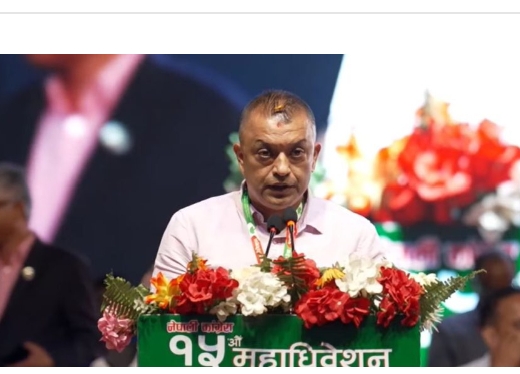प्रधानमन्त्रीका कारण संसद् बन्द छ, देशलाई खुलामञ्च चाहिएको छ : गगन थापा