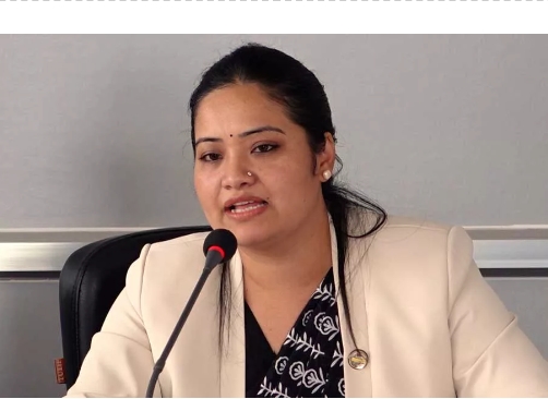 मन्त्रीलाई भेट्न जनता आउने हैन, जनतालाई भेट्न मन्त्री जानुपर्छः मन्त्री रावल